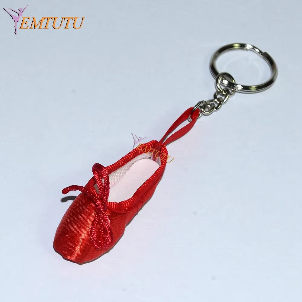 EMTUTU Mini Ballet Shoe Keychain Ballet Gift Satin Pointe Shoes Key Ring Pink Dance shoes Ballet Bag Charm Accessory